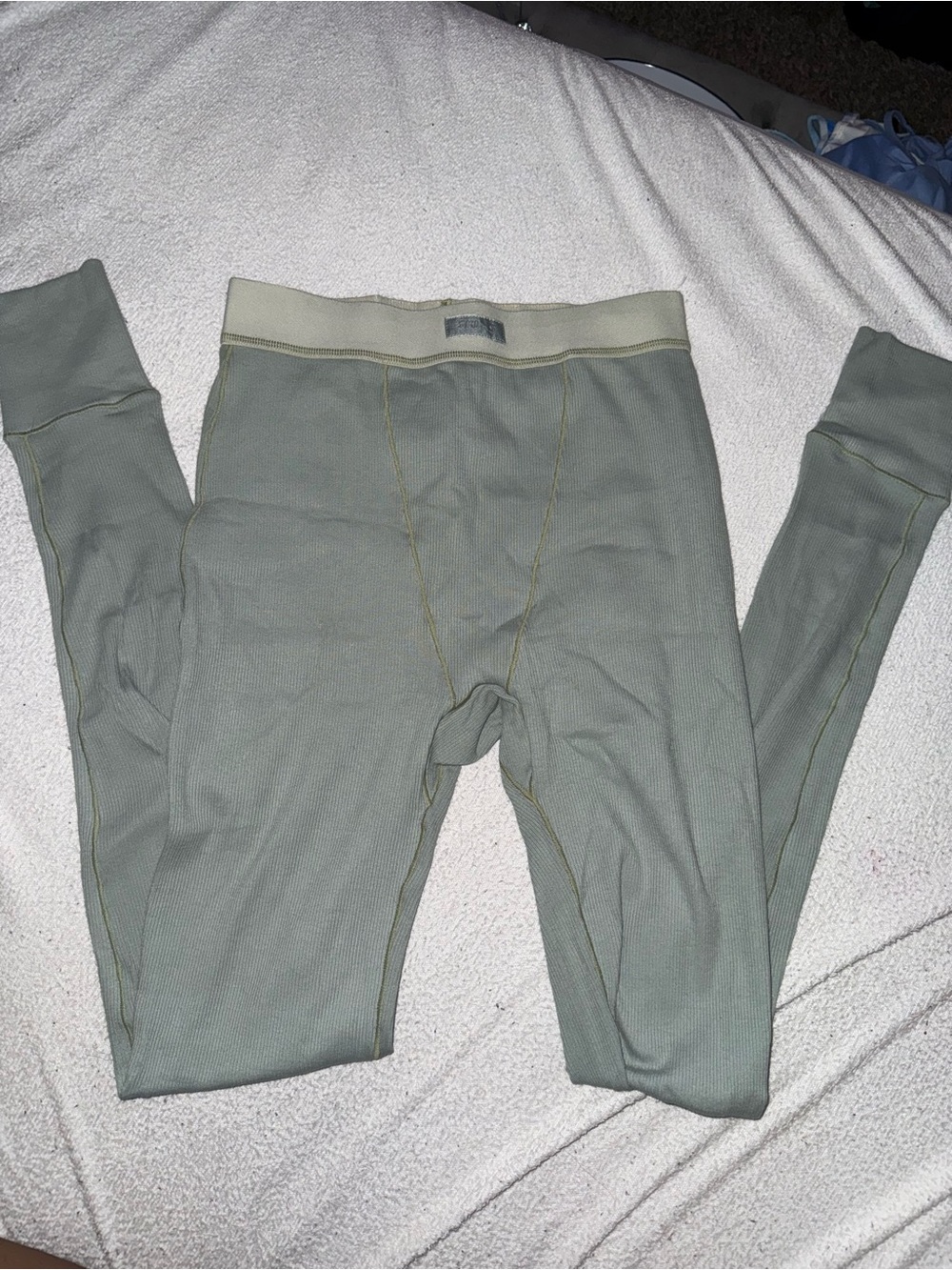 SKIMS Mineral Green Leggings